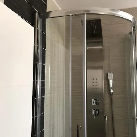 497 D E Apartment