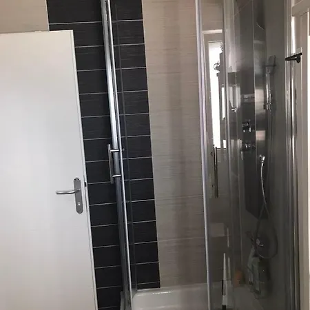 497 D E Apartment