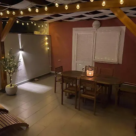 497 D E Apartment